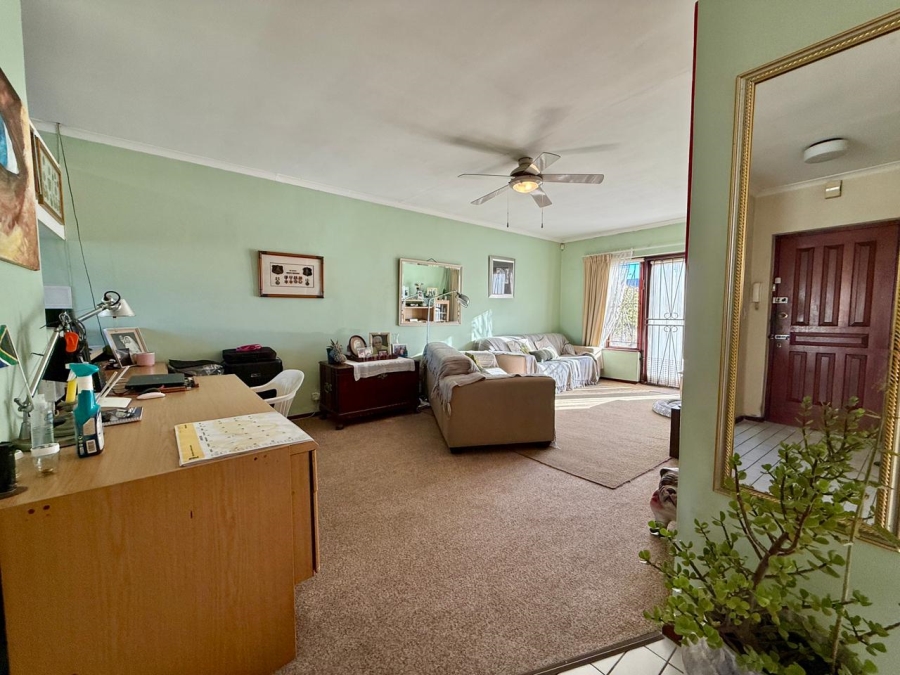 2 Bedroom Property for Sale in Table View Western Cape